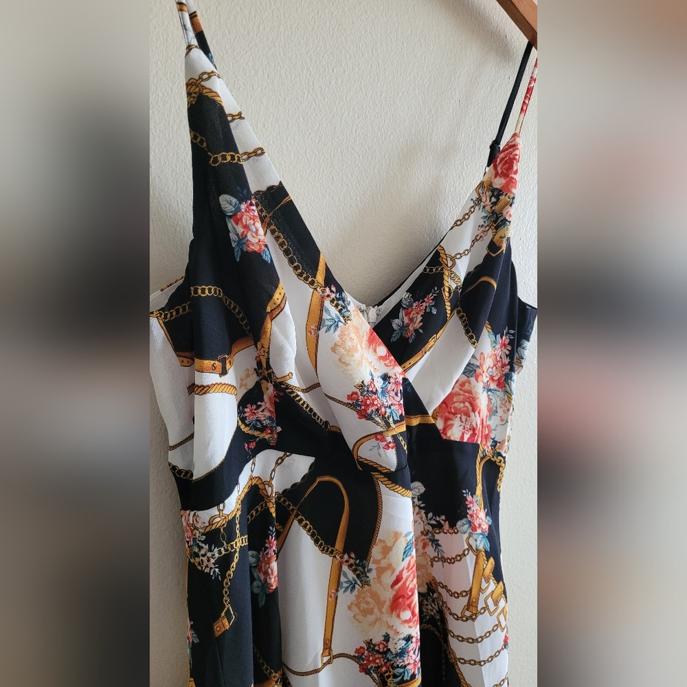 Gilli Equestrian Bridle Print Dress, Women's Medium. Black, white, gold, peach. - Picture 2 of 13
